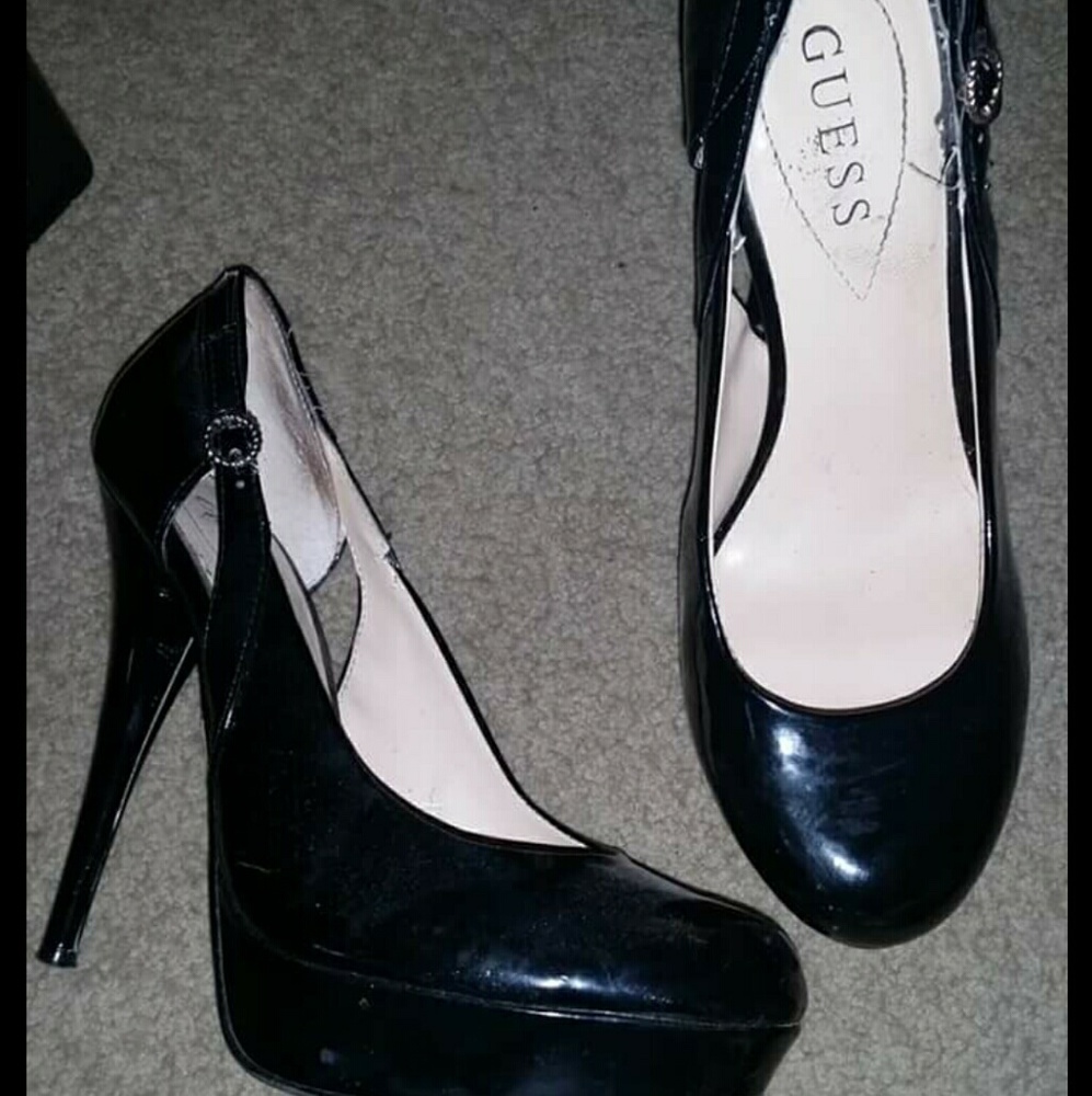 Guess heels